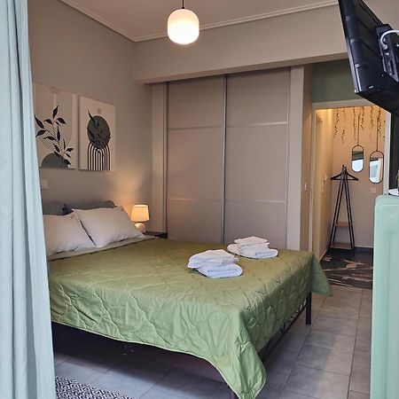 Olivia Apartment-Private Parking Халкіда Екстер'єр фото