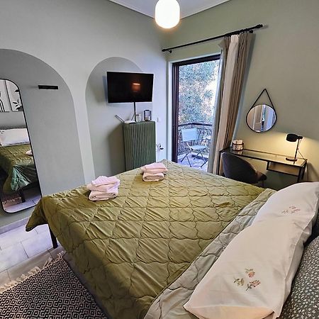 Olivia Apartment-Private Parking Халкіда Екстер'єр фото