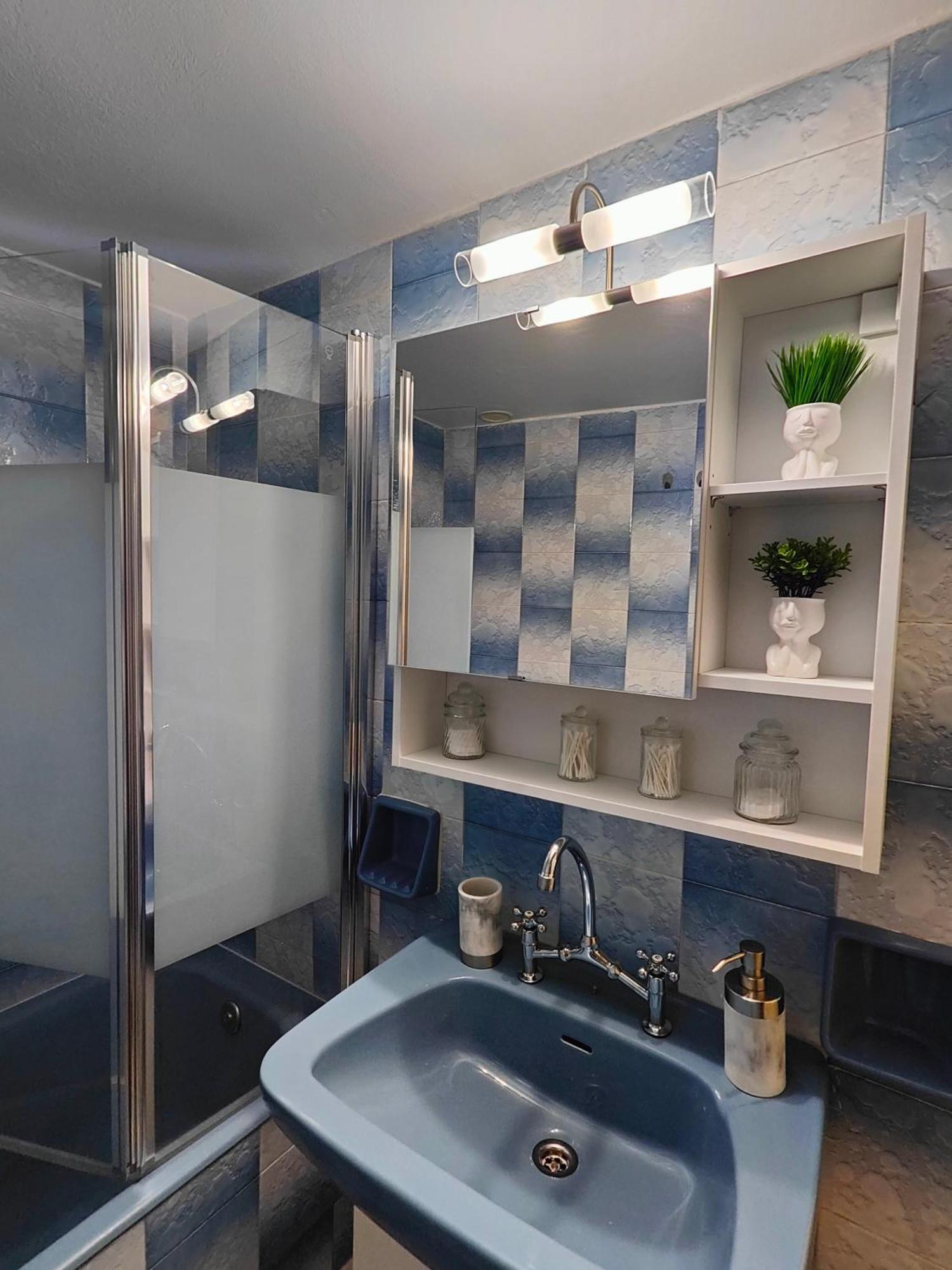Olivia Apartment-Private Parking Халкіда Екстер'єр фото