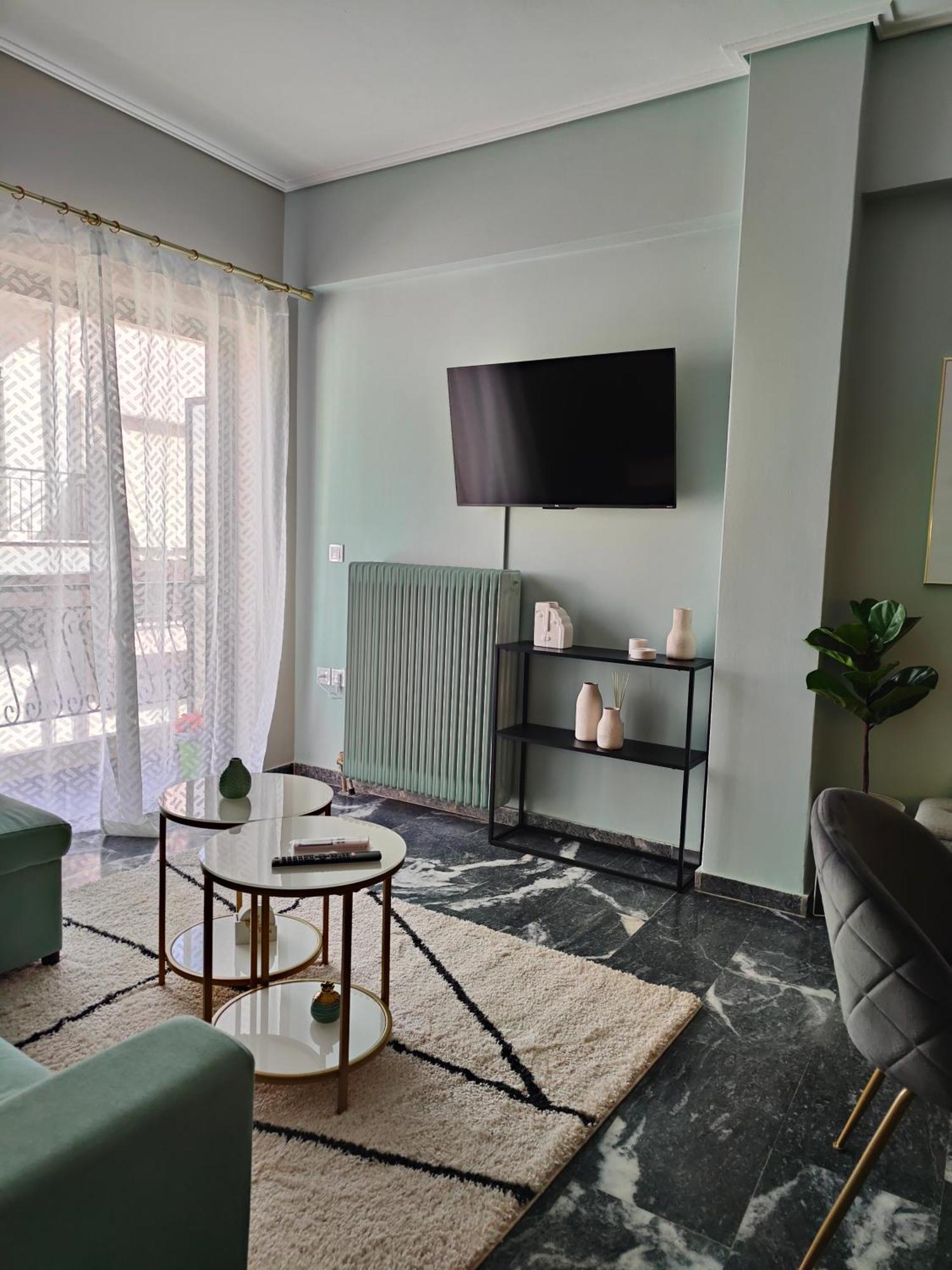 Olivia Apartment-Private Parking Халкіда Екстер'єр фото